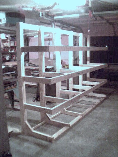 Lumber rack (freestanding): to hold and store long lengths 